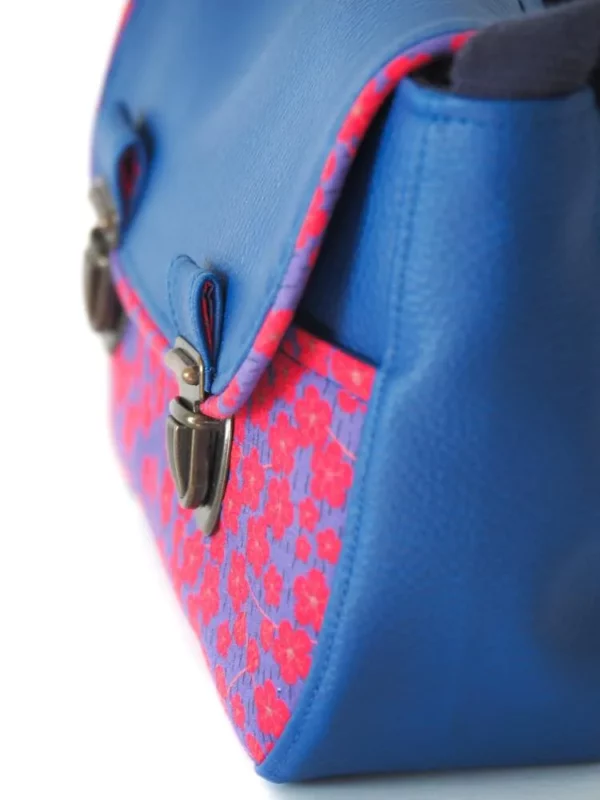 sac à main femme zoom tissu imprimé fleurs yoko bleu et rouge