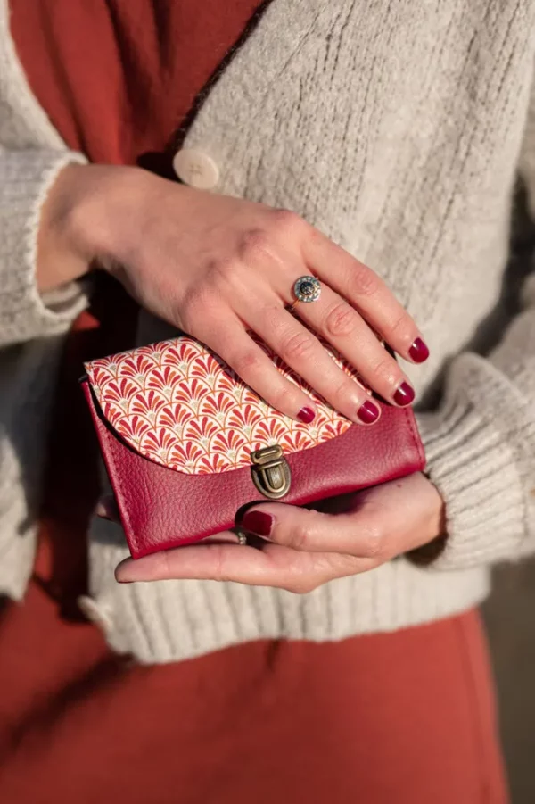 Porte monnaie femme attache cartable simili cuir bordeaux et tissu imprimé éventails Sarah
