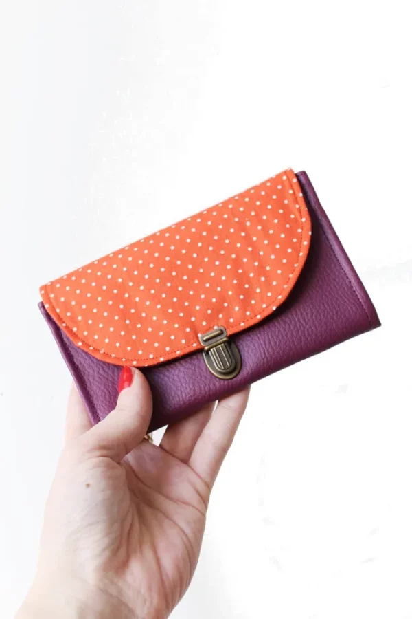 Porte monnaie femme attache cartable rétro simili cuir violet et tissu imprimé orange pois
