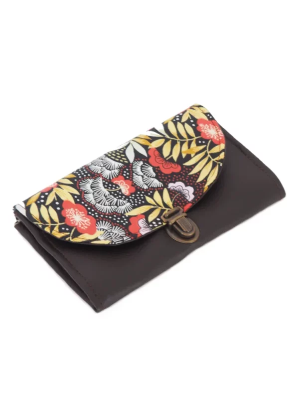 Porte monnaie fait main en Bretagne marron feuillage