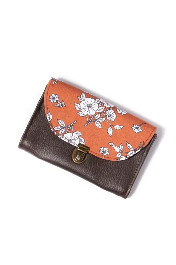 Portemonnaie femme cousu main en Bretagne marron rouille fleurs