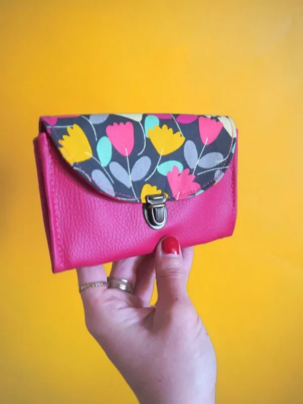 Porte monnaie cousu main coloré rose multicolore fleurs Cécile