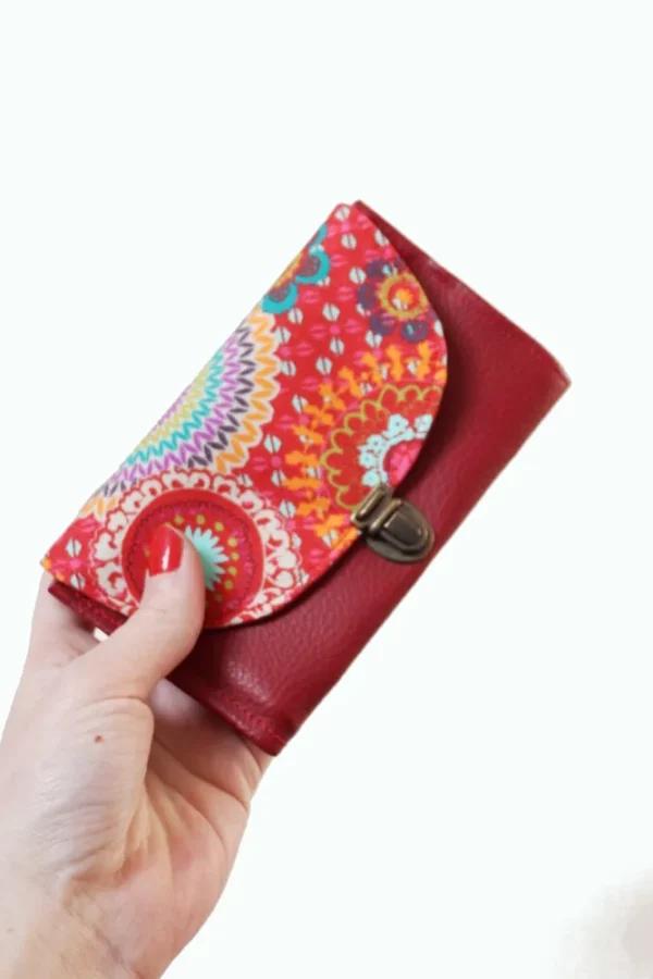 Porte monnaie femme attache cartable simili cuir bordeaux tissu imprimé rouge multicolore