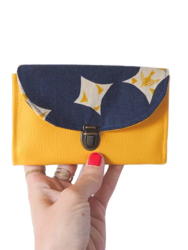 Porte monnaie femme fait main en France jaune et bleu hirondelles