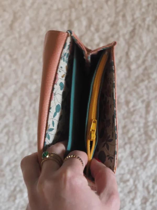Porte monnaie Peach intérieur poche zippée monnaie compartiments carte