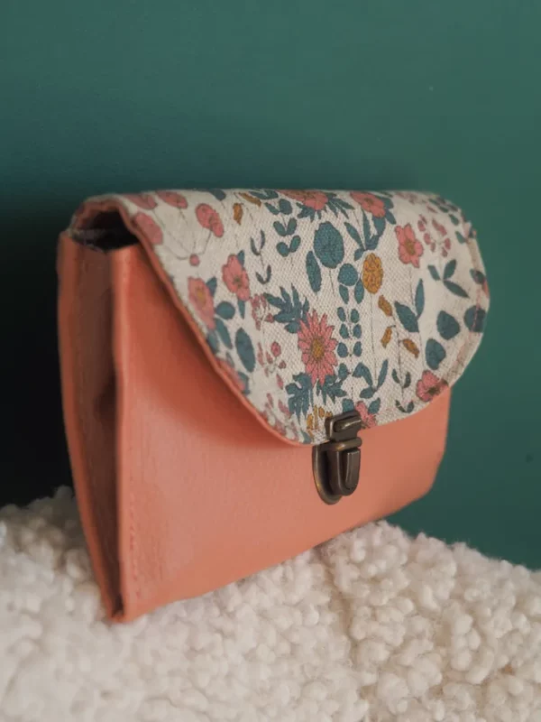 Porte monnaie Peach profil vue soufflet