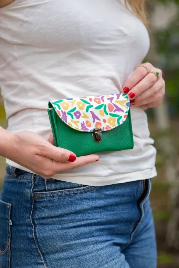 Porte monnaie femme cousu main vert les fleurs