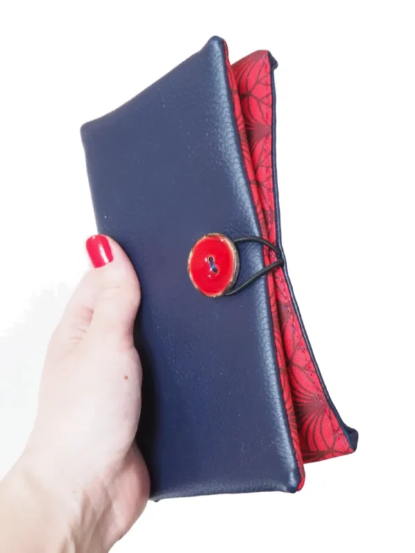 Portefeuille femme simili cuir bleu marine tissu imprimé rouge feuilles profil