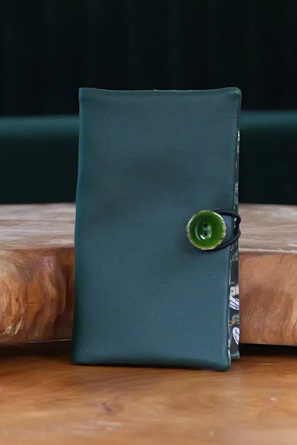 Portefeuille vert Pioupiou fermé bouton coco vert