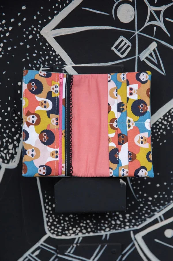 Portefeuille fait main femme compagnon simili cuir bleu gris tissu imprimé multicolore rose les gens
