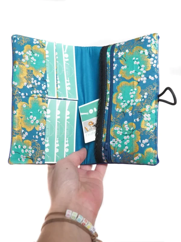 Portefeuille compagnon femme simili cuir fait main en France bleu turquoise doré tissu japonais