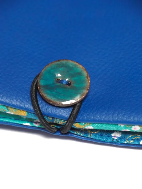 Portefeuille femme bleu électrique doré bouton coco turquoise