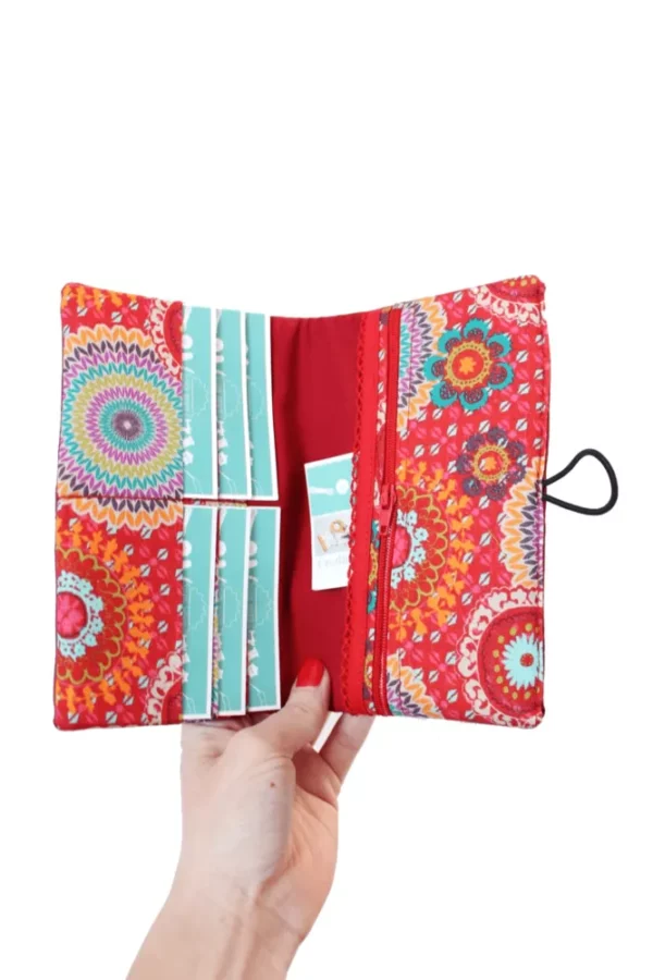 Portefeuille compagnon femme fait main en France simili cuir rouge bordeaux tissu imprimé multicolore orange