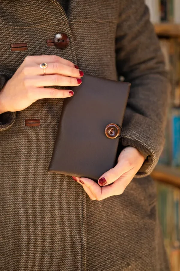 Portefeuille femme simili cuir marron bouton coco Juliette fleurs