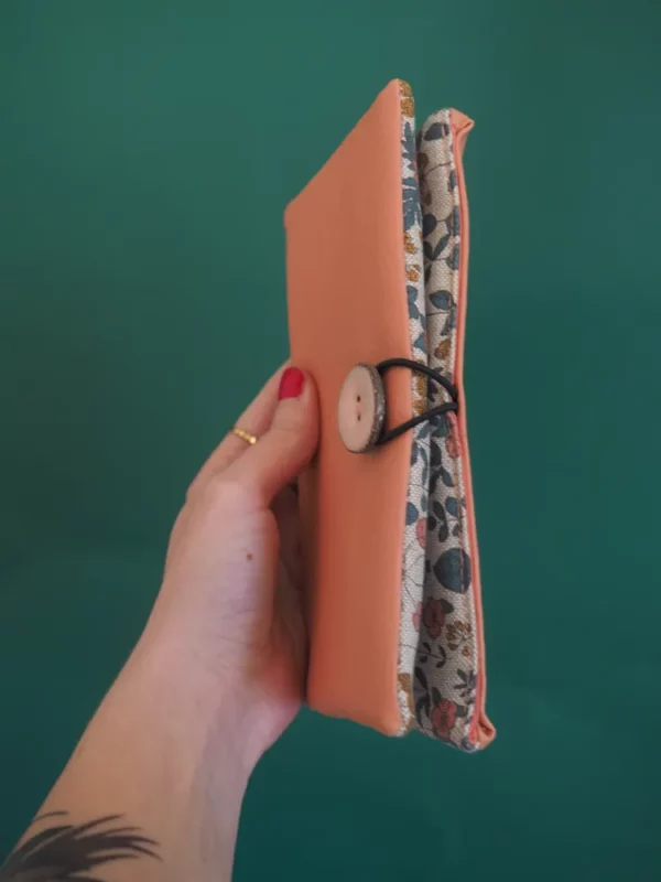 Portefeuille Peach fermé profil