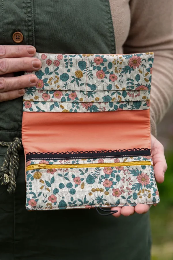 Portefeuille fait main coloré simili cuir rose blush tissu imprimé fleurs Peach