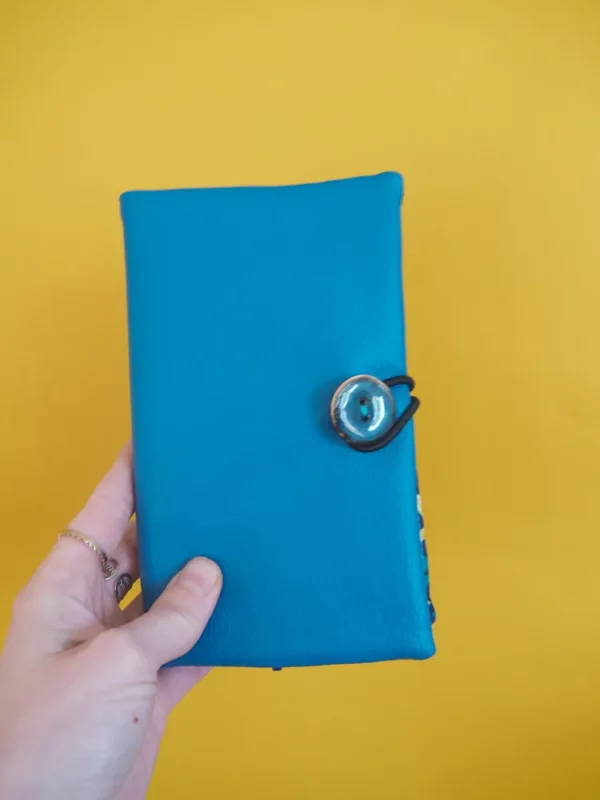 Portefeuille cousu main en France turquoise Pépite