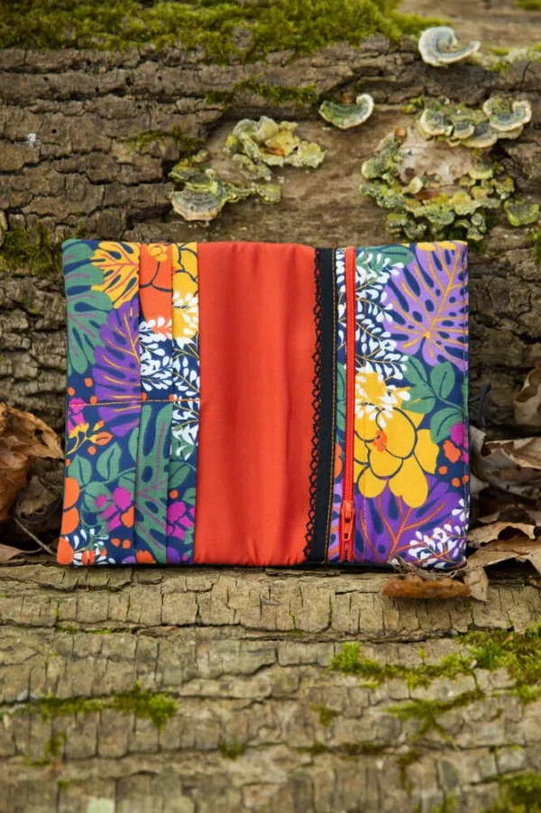 Portefeuille Camille vert orange fleurs fait main ouvert