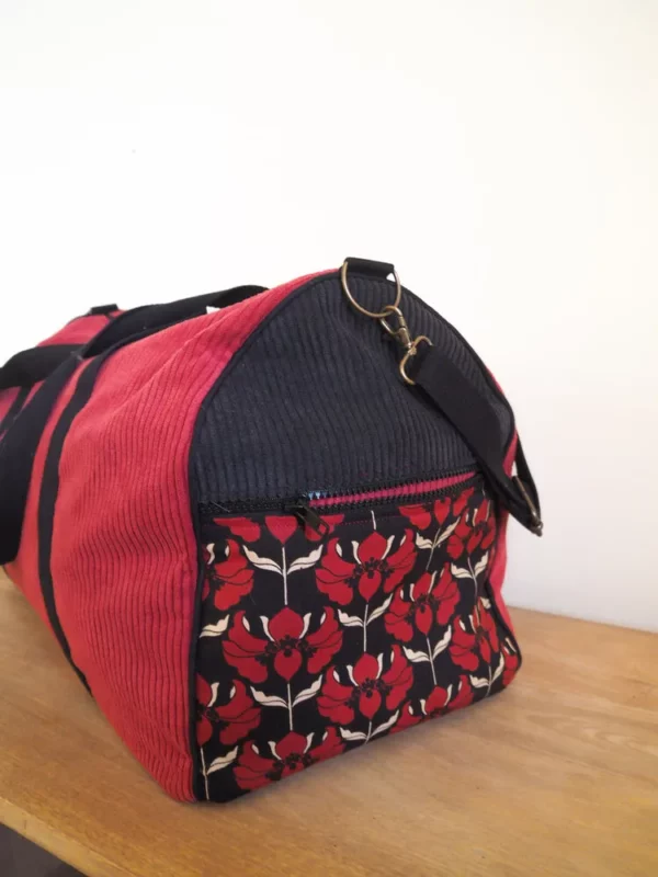 Sac à langer velours rouge bordeaux et noir Aline poche zippée côté