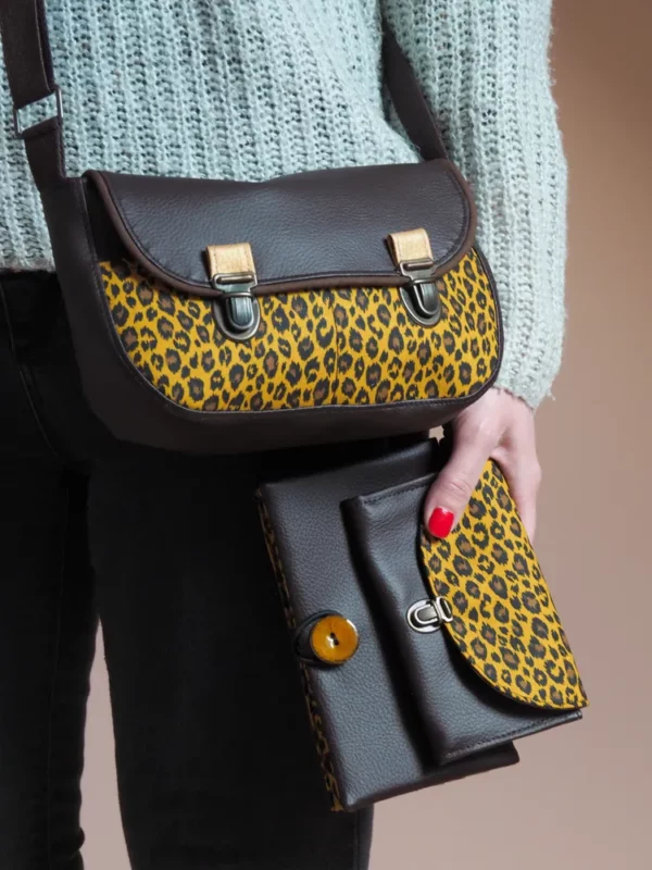 Sac l'essentiel porte monnaie portefeuille léopard