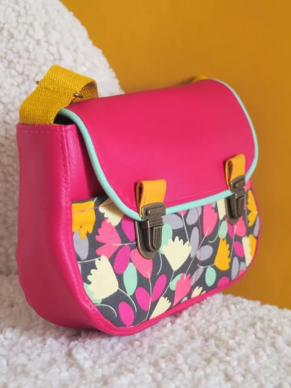 Sac à main coloré fait main essentiel Cécile vue profil