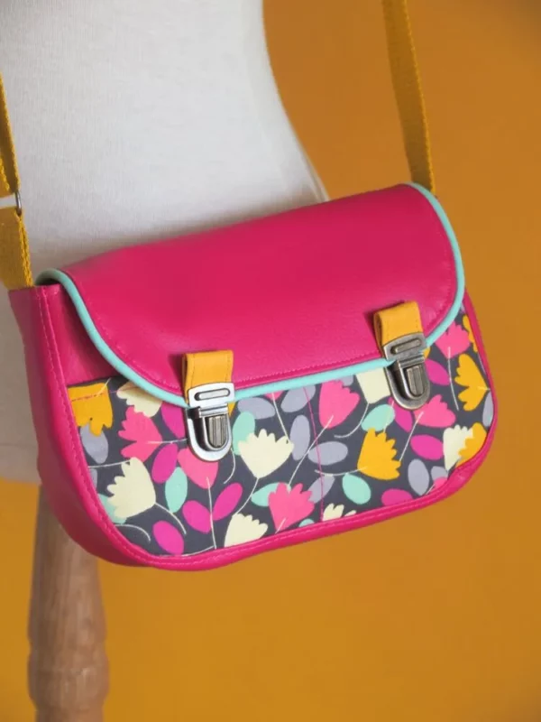 Sac à main femme bandoulière attache cartable rétro simili cuir rose tissu imprimé fleurs Cécile
