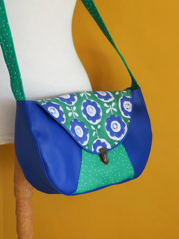 Sac à main porté épaule besace bleu et vert imprimé pois fleurs Léna
