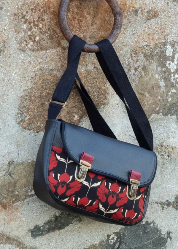 Sac à main cousu main en Bretagne noir et rouge Aline