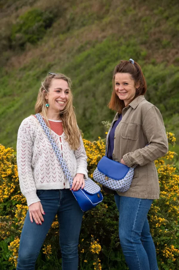 Sac réversible 2 en 1 des deux côté simili cuir bleu tissu géométrique Sunny