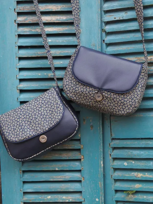 Sac réversible bandoulière femme simili cuir bleu marine tissu imprimé Léa 2 en 1