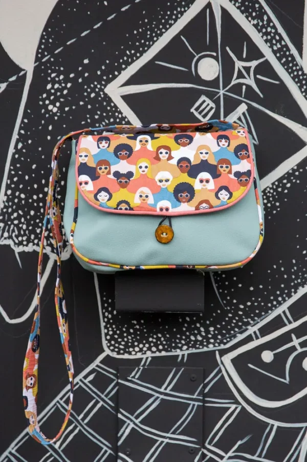 Sac à main femme réversible fait main simili cuir bleu gris tissu imprimé les gens