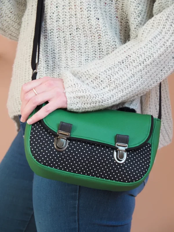 Sac à main femme fait main en France attache cartable rétro simili cuir vert tissu imprimé noir pois blancs Suzanne