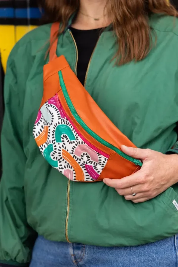 Banane originale fait main en France simili cuir rouille tissu imprimé multicolore Fanny