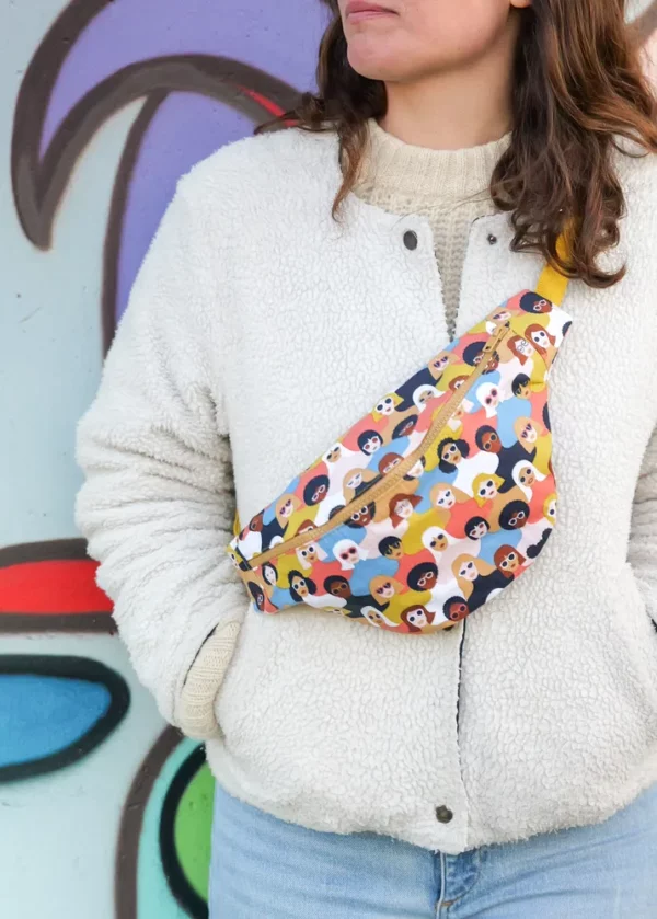 Sac banane imprimée bandoulière fait main en France tissu les Gens multicolore