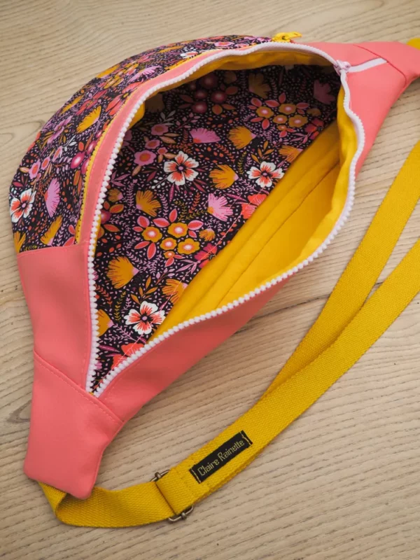 Banane XL Frida ouverte poche intérieure compartiment