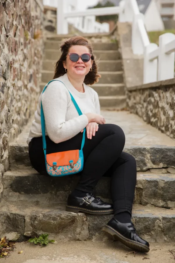 Sac à main femme fait main en France Lili porté