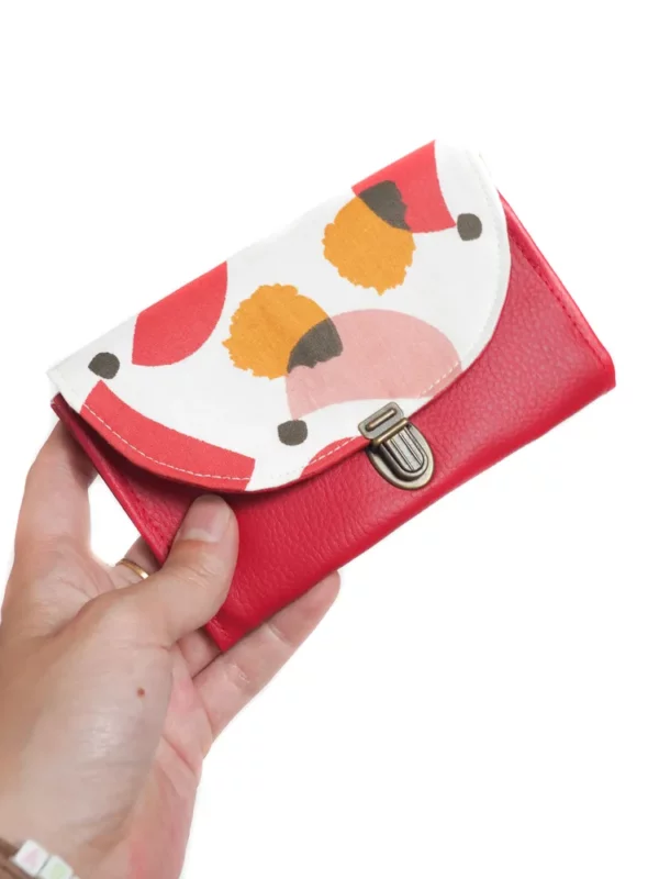 Porte monnaie fait main en Bretagne France simili cuir rouge et tissu imprimé moutarde blanc
