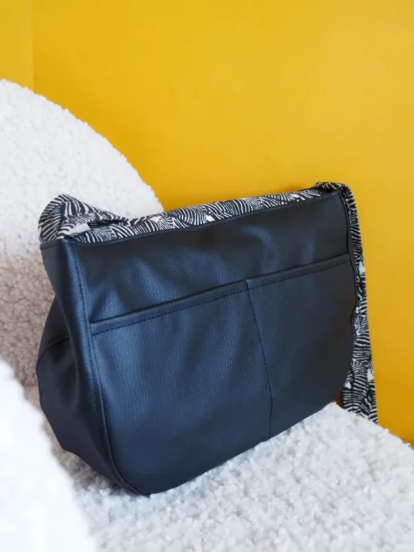 Sac besace femme fait main double poches arrières