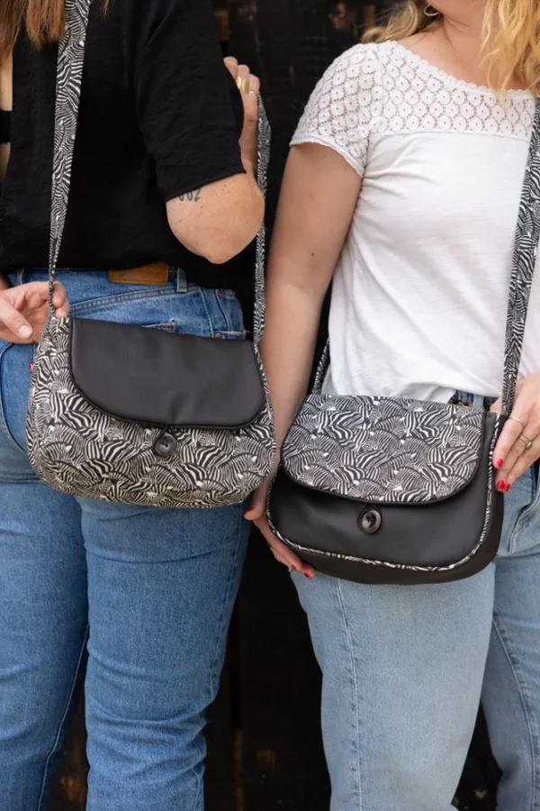 Sac femme réversible fait main simili cuir noir tissu imprimé zèbre