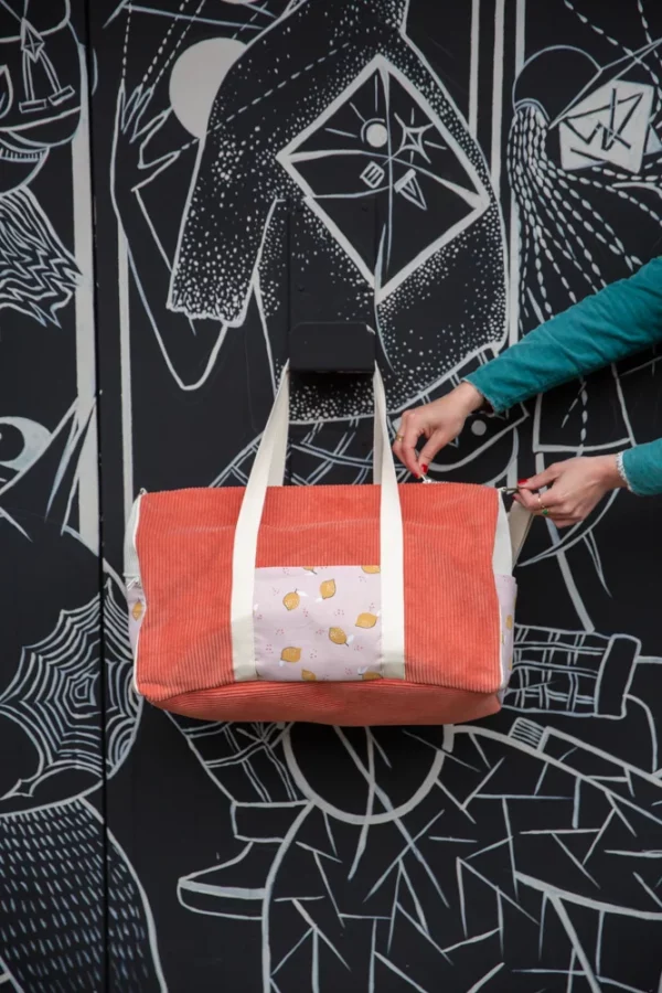 Sac week-end corail et tissu imprimé citrons made in France