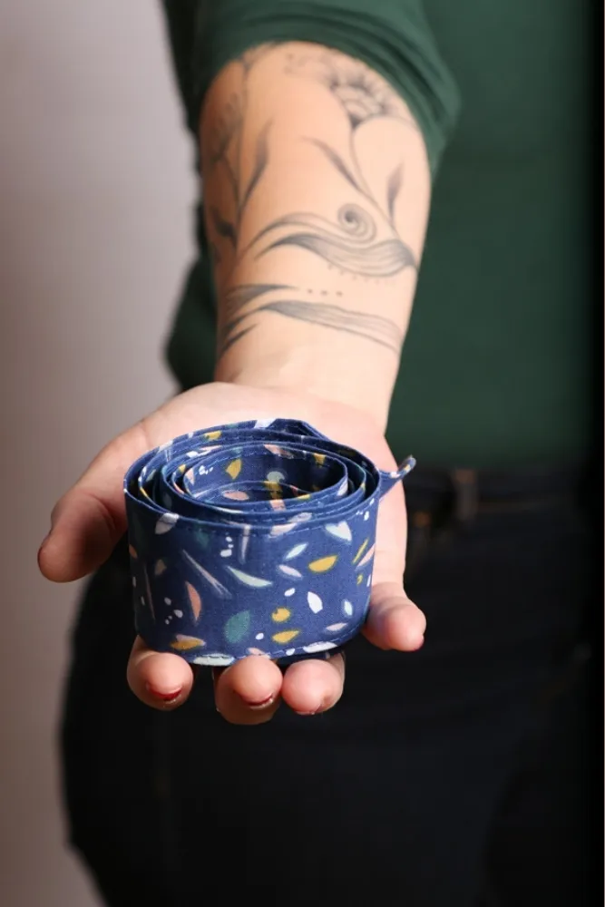 Ceinture femme en tissu imprimé Bleuenn cousue main en Bretagne