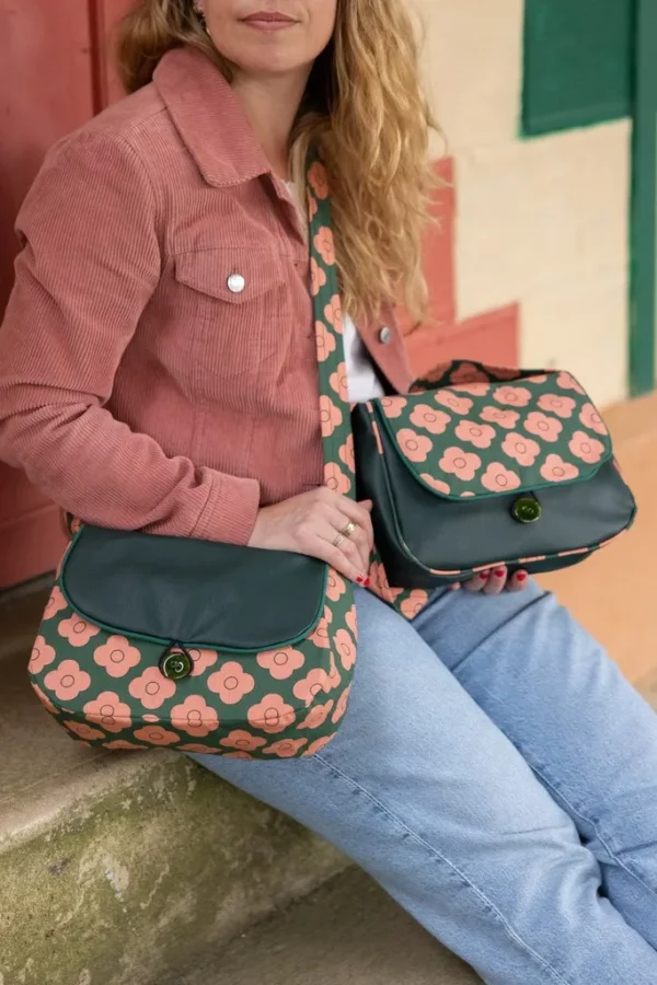 Sac à main femme fait main en France - Simili cuir vert tissu imprimé fleurs rétro corail